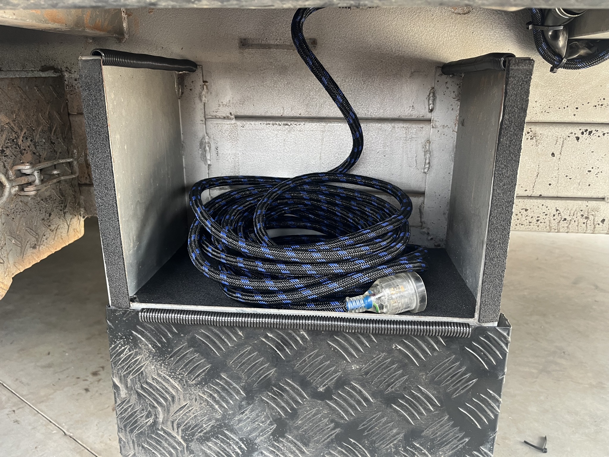 Shore power and charging setup